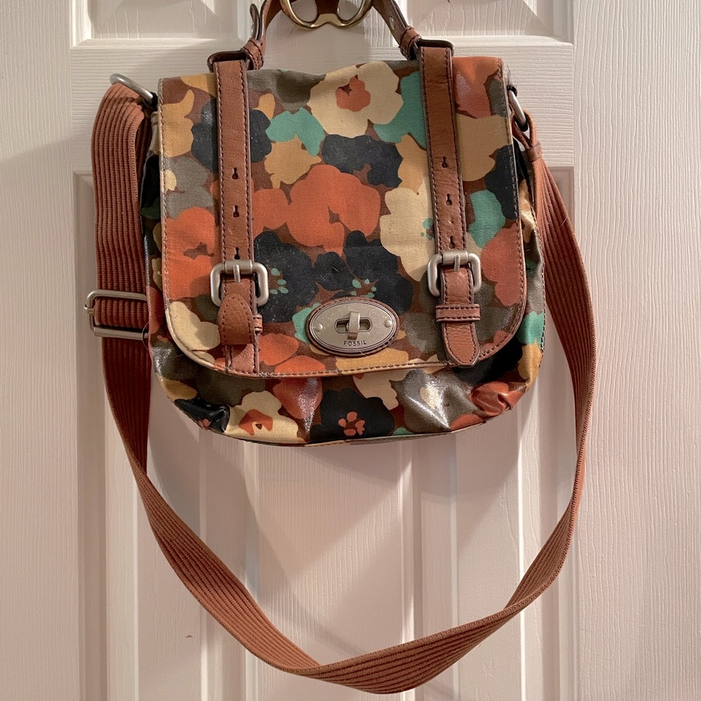 Fossil Coated Canvas Fall/Winter floral purse